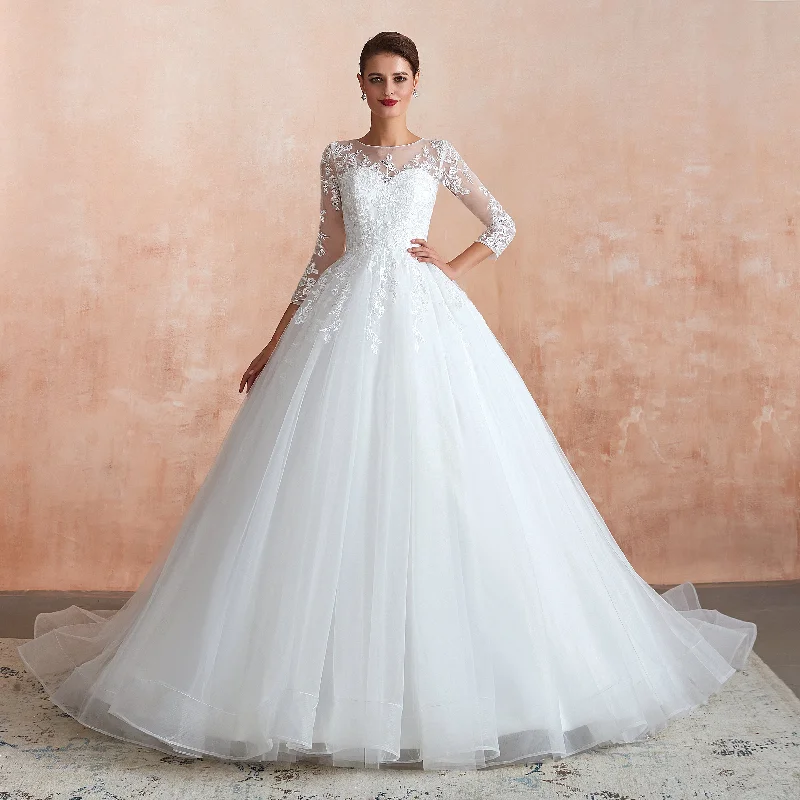 Half Sleeves White Lace Wedding Gowns with Illusion Sweetheart Neckline Formal Wedding Dress